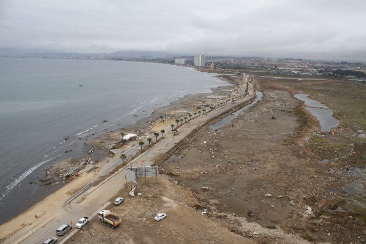 REHABILITAN AVENIDA COSTANERA DE COQUIMBO TRAS LABORES DE PAVIMENTACIÓN Y LIMPIEZA