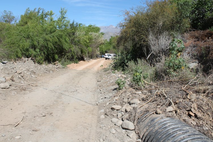 CON AYUDA DEL EJÉRCITO, GOBIERNO RESTABLECE RIEGO EN CANAL DAÑADO POR TERREMOTO EN MONTE PATRIA