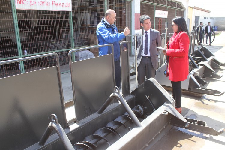 NUEVA MAQUINARIA APOYARÁ PAVIMENTACIÓN DE CAMINOS BÁSICOS RURALES DE LA REGIÓN DE COQUIMBO