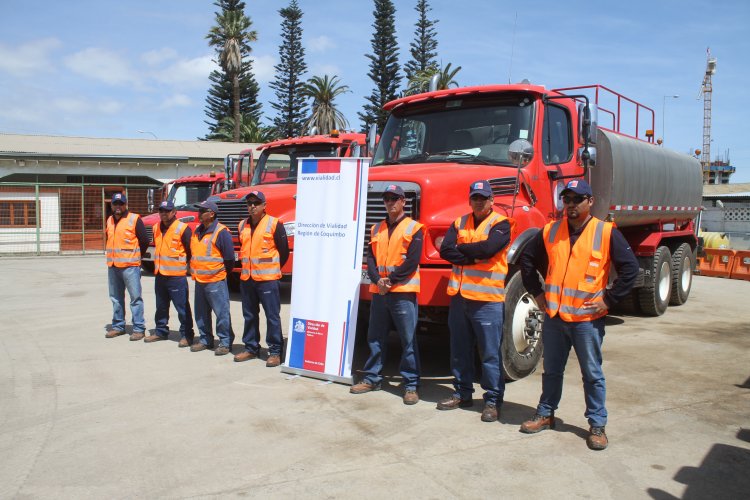 NUEVA MAQUINARIA APOYARÁ PAVIMENTACIÓN DE CAMINOS BÁSICOS RURALES DE LA REGIÓN DE COQUIMBO