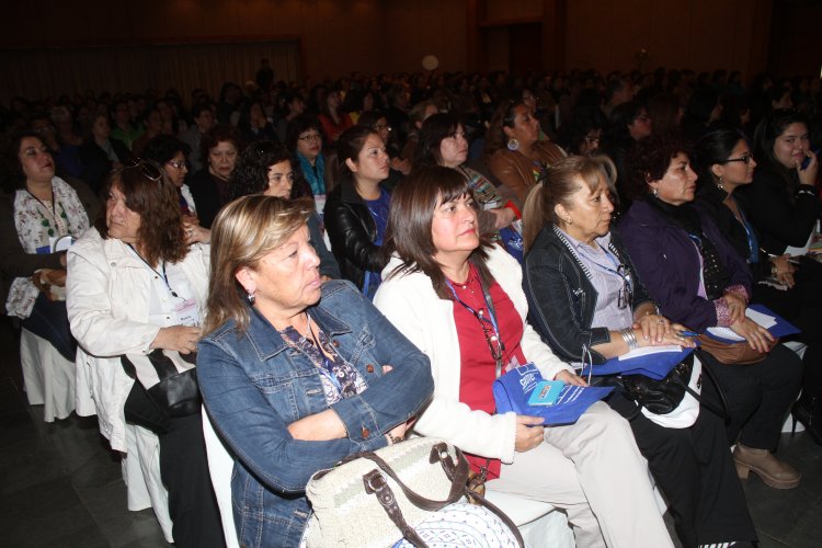 EXITOSO SEMINARIO PUSO EN VALOR EL EMPRENDIMIENTO FEMENINO GRACIAS A SERCOTEC