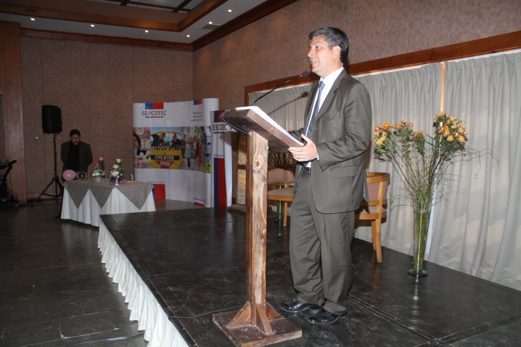 EXITOSO SEMINARIO PUSO EN VALOR EL EMPRENDIMIENTO FEMENINO GRACIAS A SERCOTEC