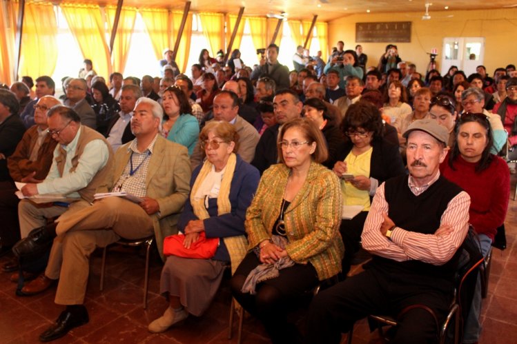 GOBIERNO DIALOGA CON DIRIGENTES SOBRE PRINCIPALES NECESIDADES DEL MUNDO RURAL