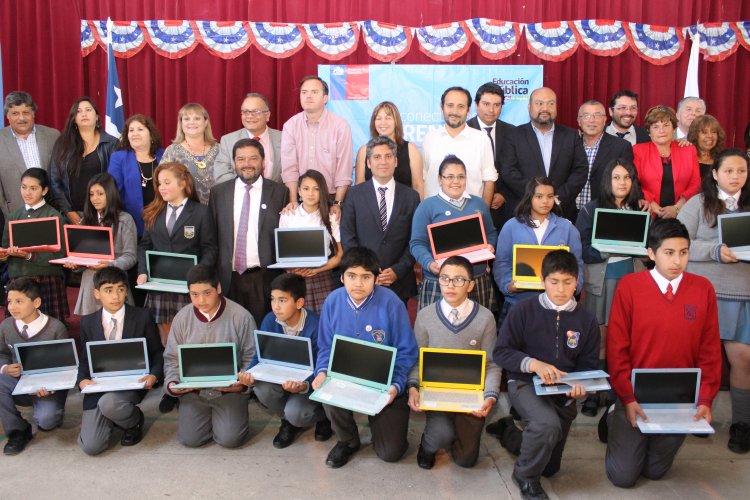 “ME CONECTO PARA APRENDER” OTORGA MAYOR INCLUSIÓN DIGITAL A 792 ESTUDIANTES DE COQUIMBO
