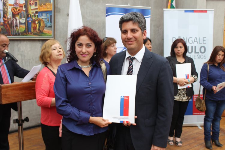 93 FAMILIAS DE COQUIMBO SE CONVIRTIERON EN DUEÑAS DE “UN PEDACITO DE CHILE”