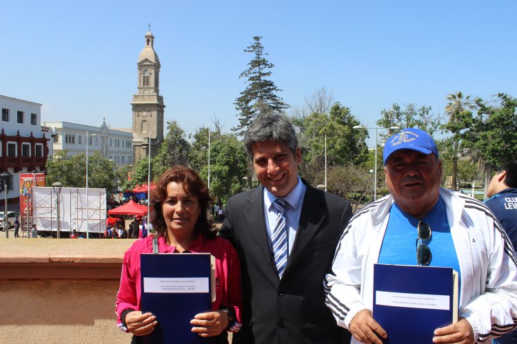 GOBIERNO FINANCIA PROYECTOS DE EQUIPAMIENTO DE AGRUPACIONES DEPORTIVAS DE LA SERENA