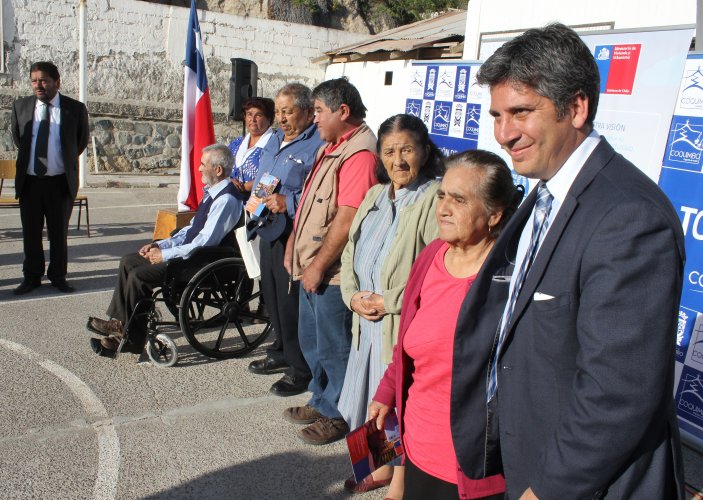 FAMILIAS DE TONGOY RECIBEN SUBSIDIO PARA REPARAR SUS VIVIENDAS