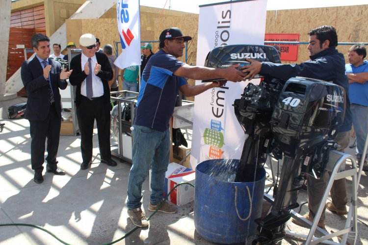 TRAS LA EMERGENCIA ENTREGAN NUEVOS MOTORES PARA RETOMAR ACTIVIDAD EN PEÑUELAS