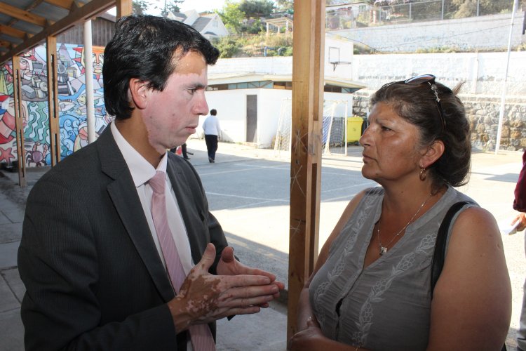 FAMILIAS DE TONGOY RECIBEN SUBSIDIO PARA REPARAR SUS VIVIENDAS