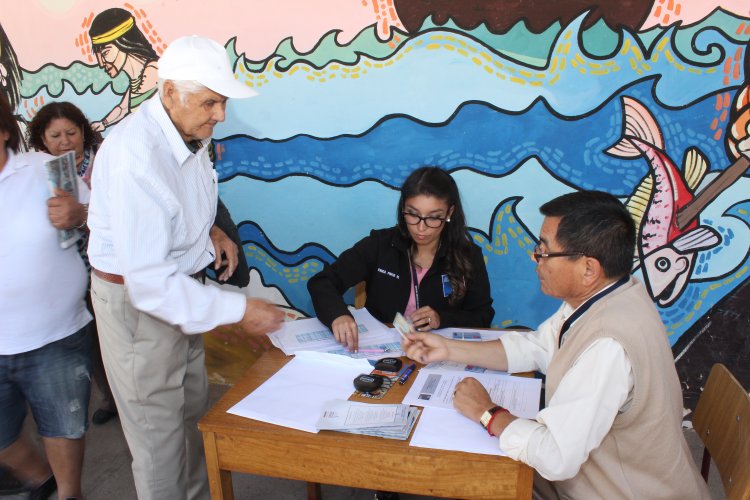 FAMILIAS DE TONGOY RECIBEN SUBSIDIO PARA REPARAR SUS VIVIENDAS