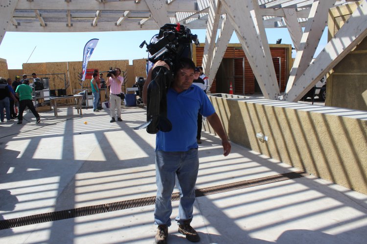 TRAS LA EMERGENCIA ENTREGAN NUEVOS MOTORES PARA RETOMAR ACTIVIDAD EN PEÑUELAS