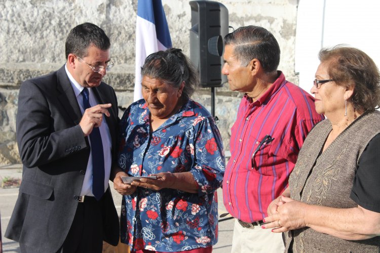 FAMILIAS DE TONGOY RECIBEN SUBSIDIO PARA REPARAR SUS VIVIENDAS