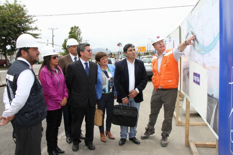 HABILITAN TRÁNSITO HACIA EL SUR POR PASO SUPERIOR DE JUAN ANTONIO RÍOS EN COQUIMBO