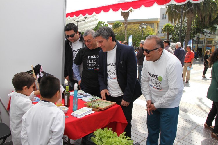 MINEDUC SALE A TERRENO EN COQUIMBO, PUNITAQUI Y LOS VILOS PARA DAR A CONOCER AVANCES EN FORTALECIMIENTO DE LA EDUCACIÓN PÚBLICA