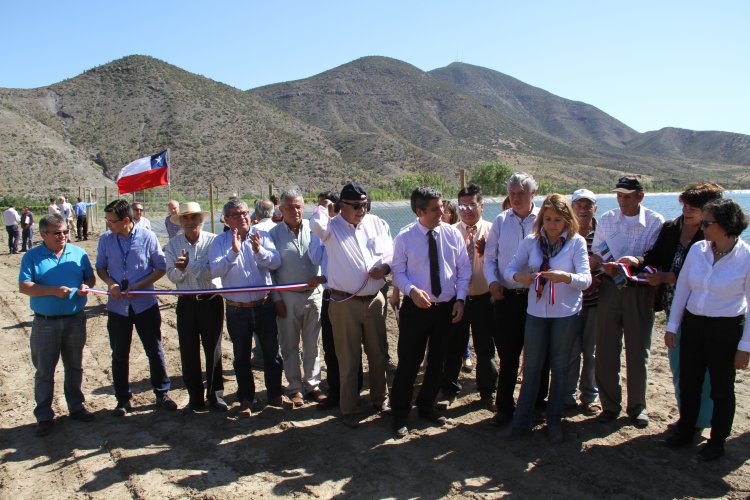 GOBIERNO ENTREGA BONIFICACIONES POR MÁS DE $560 MILLONES A AGRICULTORES AFECTADOS POR TERREMOTO EN COQUIMBO