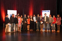 GOBIERNO CONTINÚA ENTREGA DE TARJETAS PARA VIVIENDAS CON DAÑO LEVE TRAS TERREMOTO