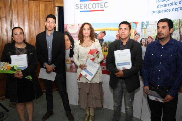 176 EMPRENDEDORES Y MICROEMPRESARIOS REGIONALES RECIBEN RECONOCIMIENTO DE SERCOTEC