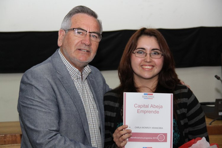 176 EMPRENDEDORES Y MICROEMPRESARIOS REGIONALES RECIBEN RECONOCIMIENTO DE SERCOTEC