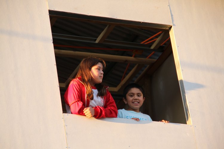 VECINOS DE ILLAPEL INAUGURAN OBRAS DE SEÑALÉTICAS Y SEGURIDAD PARA SU BARRIO