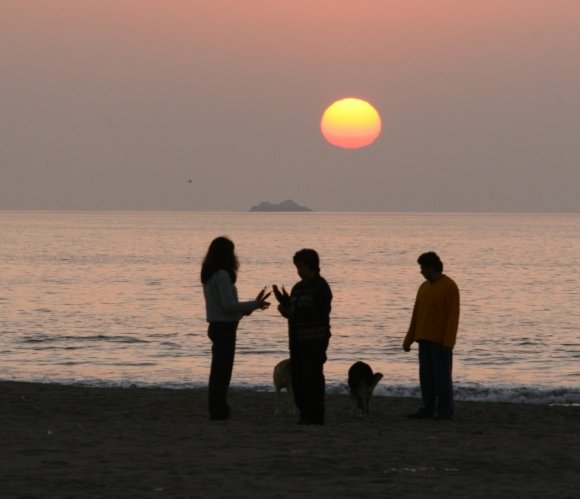 SANJUANINOS EN LA SERENA, CASAS DE CAMBIO Y AUTORIDADES CHILENAS COINCIDEN EN QUE LIBERTAD EN COMPRA DE DÓLARES FAVORECE VACACIONAR EN REGIÓN DE COQUIMBO