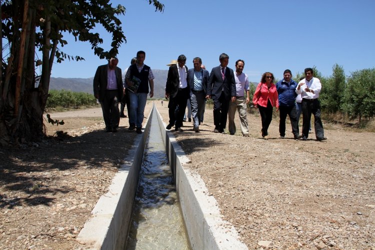 GOBIERNO ENTREGA MÁS DE $330 MILLONES PARA PROYECTOS DE RIEGO DE PEQUEÑOS AGRICULTORES DE LA PROVINCIA DE LIMARÍ