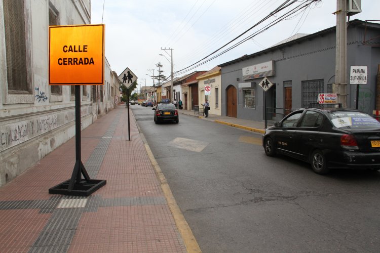 AUTORIDADES INFORMAN SOBRE CIERRE DE CALLE COLÓN Y DESVÍOS DE TRÁNSITO PARA LA LOCOMOCIÓN PÚBLICA