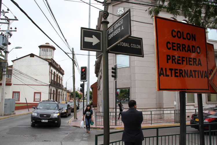 AUTORIDADES INFORMAN SOBRE CIERRE DE CALLE COLÓN Y DESVÍOS DE TRÁNSITO PARA LA LOCOMOCIÓN PÚBLICA