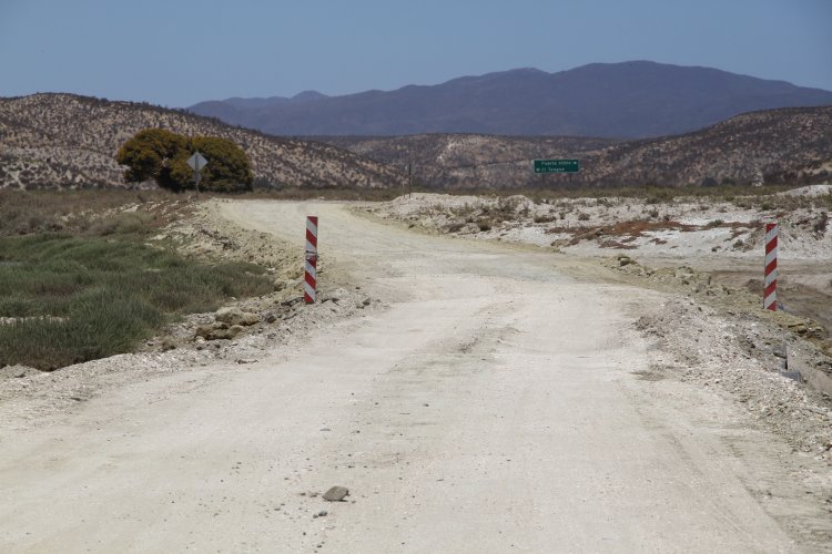 GOBIERNO REAFIRMA COMPROMISO PARA MEJORAR CONECTIVIDAD VIAL ENTRE TONGOY Y PUERTO ALDEA