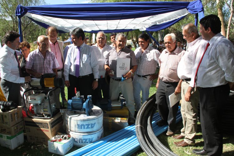 GOBIERNO REGIONAL Y FOSIS CONCRETAN PLAN PARA MITIGAR LA ESCASEZ HÍDRICA POR $1000 MILLONES