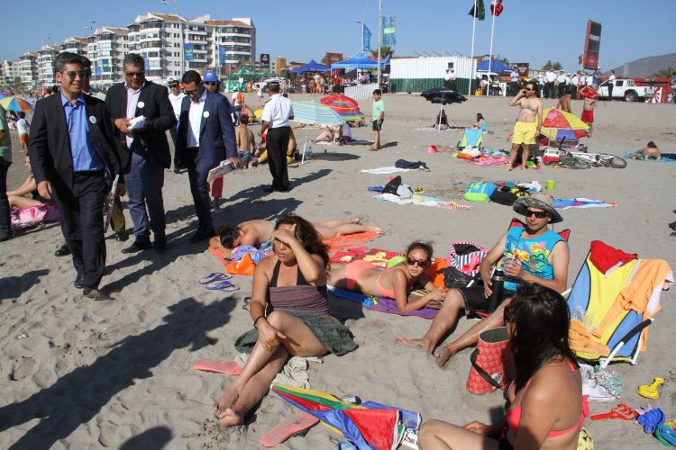AUTORIDADES DESTACAN SEGURIDAD EN PLAYAS DE LA REGIÓN DE COQUIMBO