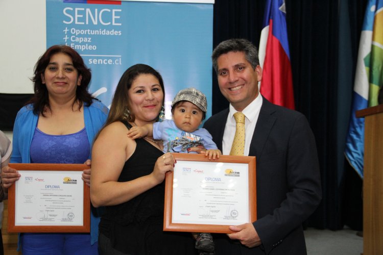 MÁS DE 140 PERSONAS DE LA SERENA Y COQUIMBO SE CERTIFICAN EN DIVERSOS OFICIOS A TRAVÉS DE MÁS CAPAZ