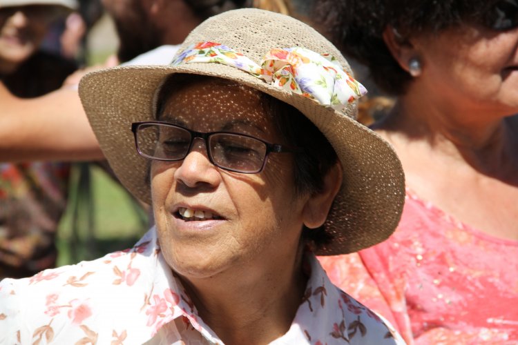 CON GRAN ENTUSIASMO ADULTOS MAYORES DISFRUTAN DE LOS BENEFICIOS DE LA BIODANZA EN LA SERENA