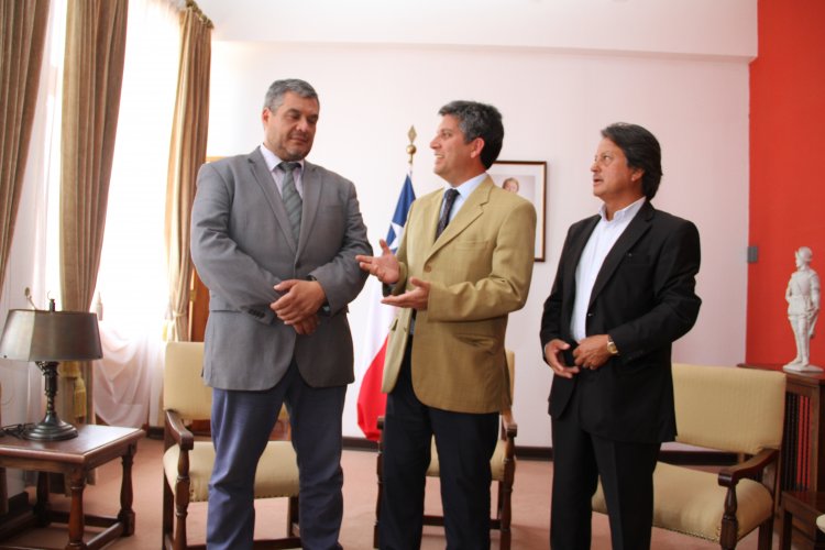 ASUMEN SEREMIS DE DESARROLLO SOCIAL Y DEPORTES