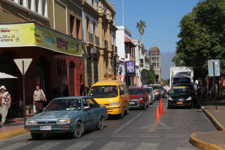GOBIERNO, MUNICIPIO Y POLICÍAS EXPLICAN DETALLES DE LOS PLANES DE SEGURIDAD EN EL CENTRO DE LA SERENA