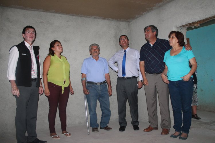 FAMILIAS DE VICUÑA QUE SUFRIERON DAÑOS POR TERREMOTO YA CUENTAN CON ARREGLOS EN SUS CASAS