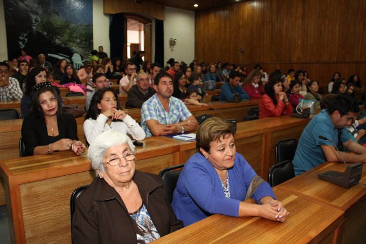 MÁS DE 200 FAMILIAS DE LA SERENA RECIBEN SUBSIDIOS COMO APOYO PARA ADQUIRIR SU CASA PROPIA
