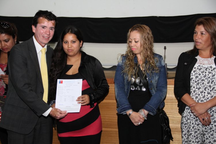 MÁS DE 200 FAMILIAS DE LA SERENA RECIBEN SUBSIDIOS COMO APOYO PARA ADQUIRIR SU CASA PROPIA