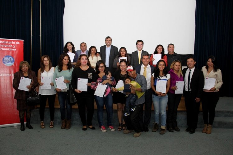 MÁS DE 200 FAMILIAS DE LA SERENA RECIBEN SUBSIDIOS PARA SU CASA PROPIA