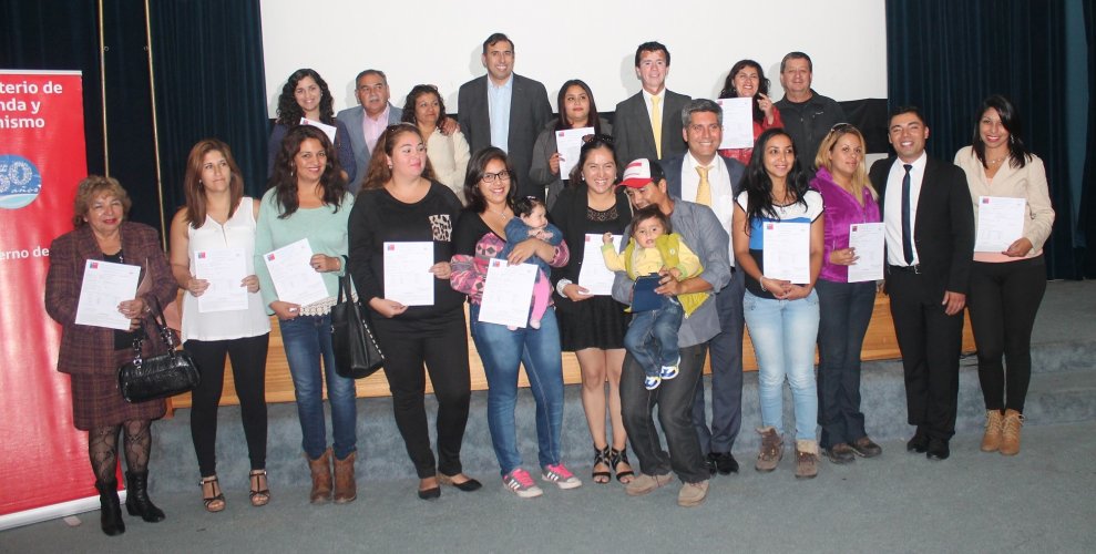 MÁS DE 200 FAMILIAS DE LA SERENA RECIBEN SUBSIDIOS PARA SU CASA PROPIA