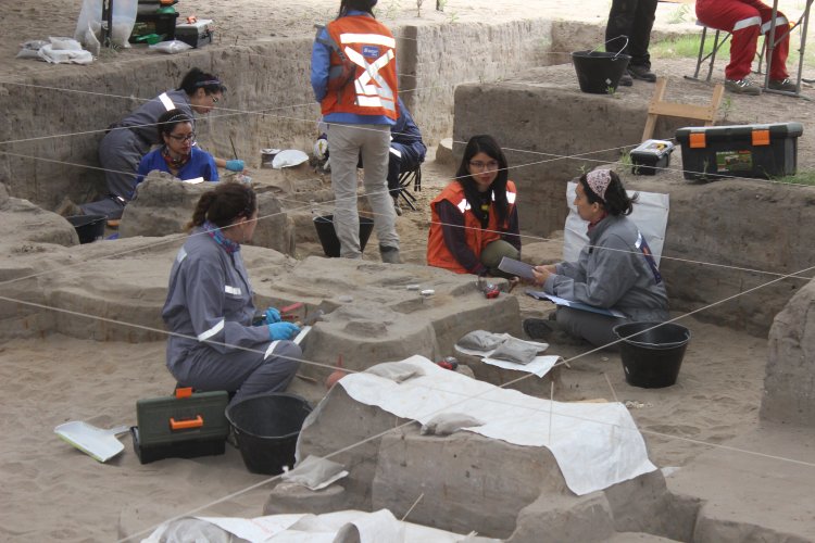 RESTOS ARQUEOLÓGICOS HALLADOS EN OBRAS DE DOBLE VIA LA SERENA – VALLENAR CORRESPONDEN A TRES CULTURAS PREHISPÁNICAS