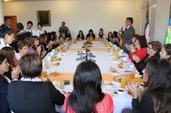 GALERÍA FOTOGRÁFICA: Saludos y reconocimientos en el Día Internacional de La Mujer
