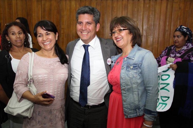 INTENDENTE IBÁÑEZ ENFATIZA AVANCES DE LA AGENDA DE GÉNERO EN EL DÍA INTERNACIONAL DE LA MUJER