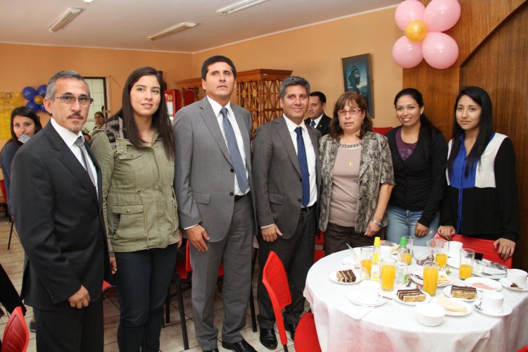 GALERÍA FOTOGRÁFICA: Saludos y reconocimientos en el Día Internacional de La Mujer