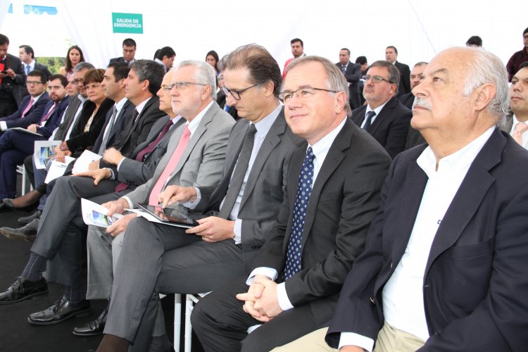 INICIA OPERACIONES LA PRIMERA PLANTA DE DISTRIBUCIÓN DE GAS NATURAL LICUADO POR CAÑERÍA EN LA CONURBACIÓN