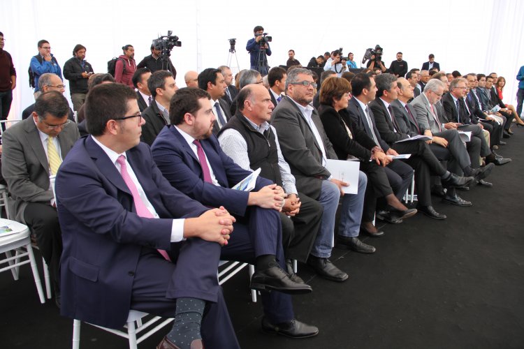 INICIA OPERACIONES LA PRIMERA PLANTA DE DISTRIBUCIÓN DE GAS NATURAL LICUADO POR CAÑERÍA EN LA CONURBACIÓN