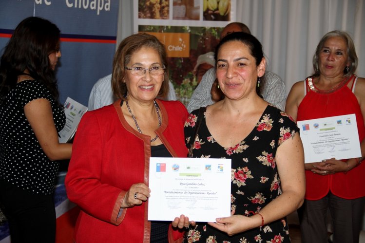 DIRIGENTES SOCIALES SE CERTIFICAN EN LIDERAZGO Y DESARROLLO DE LA RURALIDAD