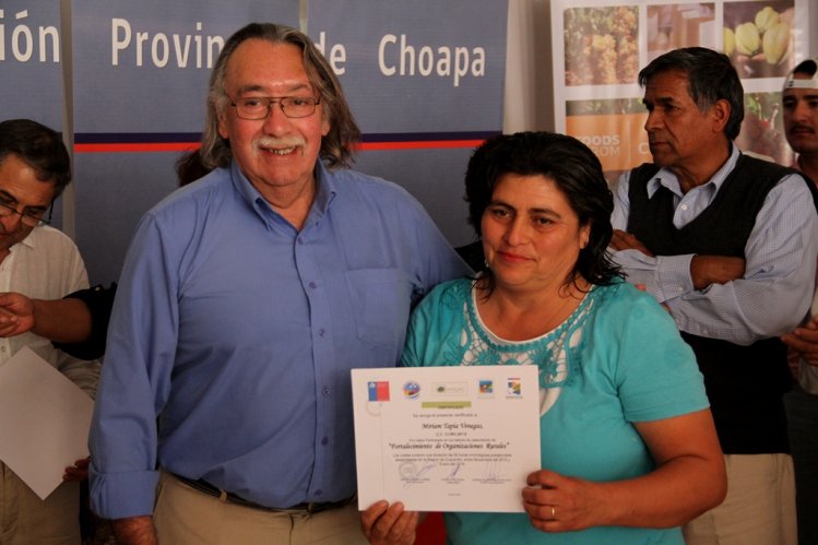 DIRIGENTES SOCIALES SE CERTIFICAN EN LIDERAZGO Y DESARROLLO DE LA RURALIDAD