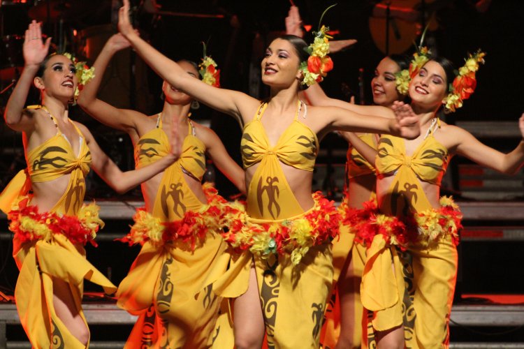 INAUGURAN CENTRO CULTURAL BICENTENARIO DE MONTE PATRIA, EL MÁS GRANDE DE LA REGIÓN