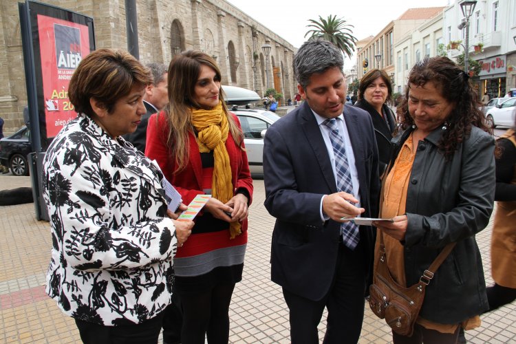 PDI Y SERNAM LANZAN CAMPAÑA CONTRA EL FEMICIDIO