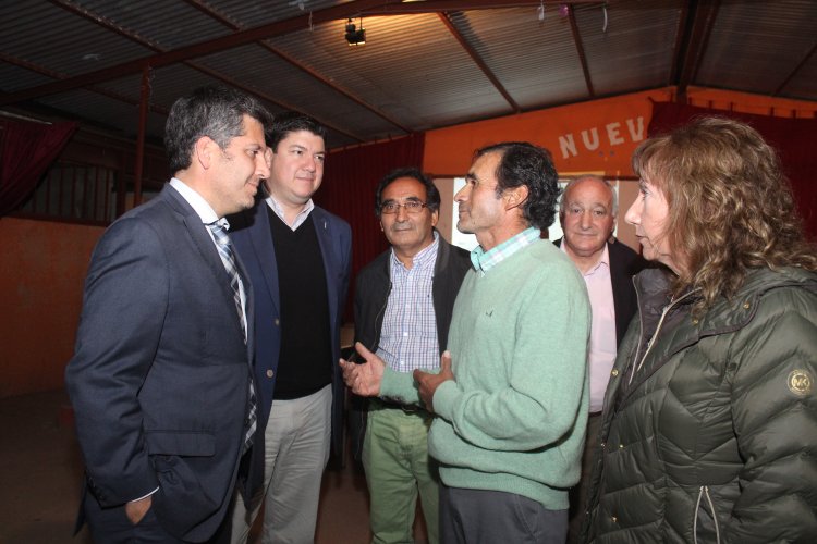 ALCANTARILLADO PARA NUEVA AURORA OVALLE.-